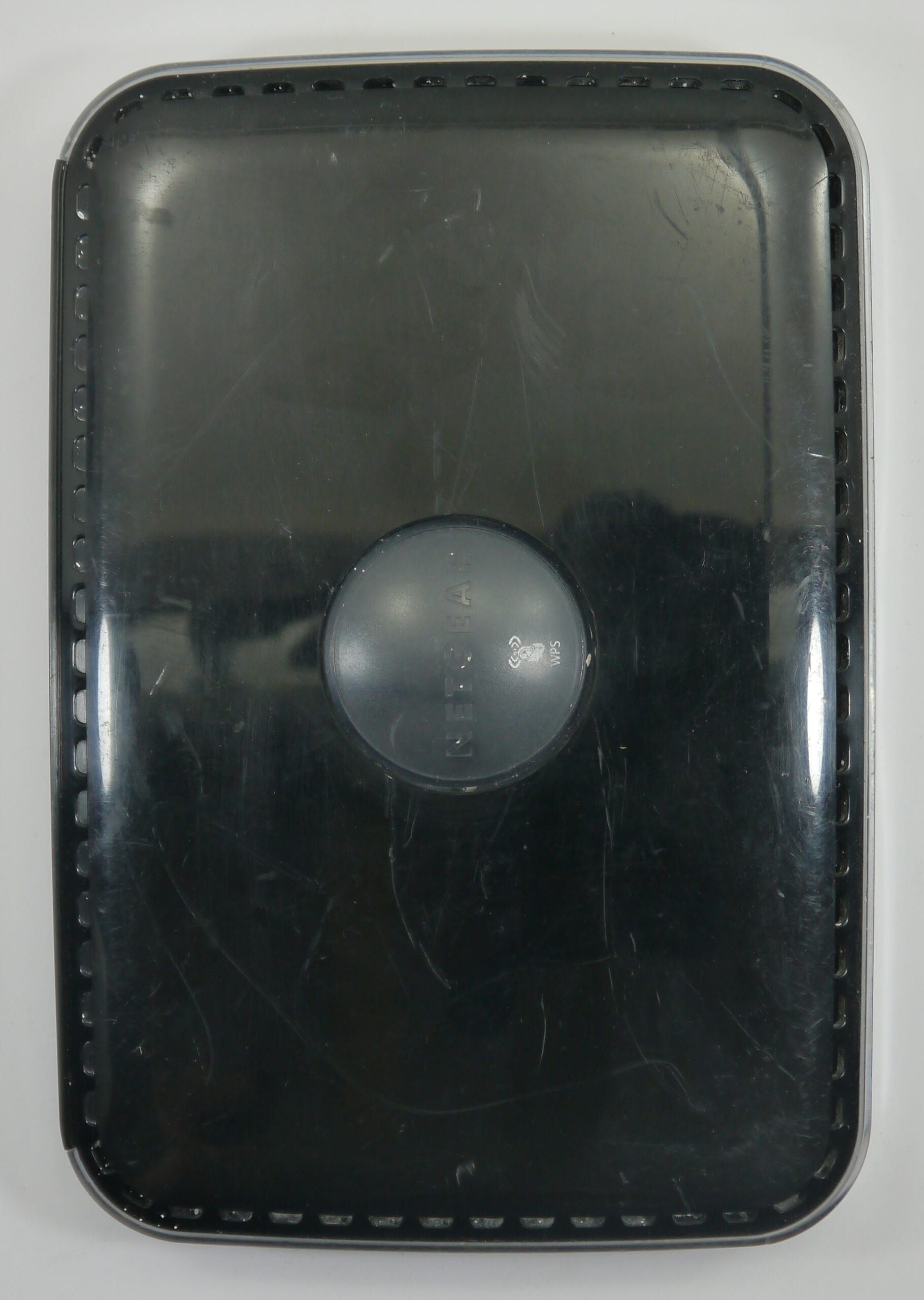 Netgear DGN3500 Wireless N300 ADSL2+ Router Black - Image 3