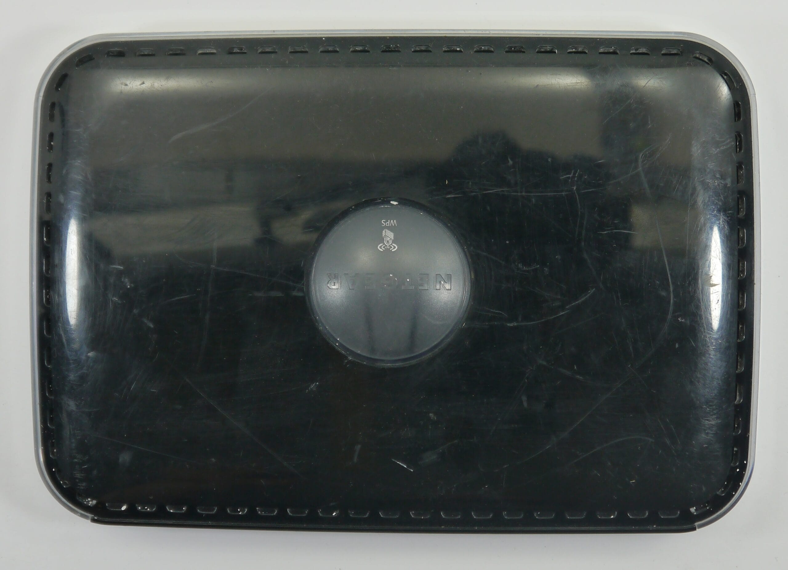 Netgear DGN3500 Wireless N300 ADSL2+ Router Black - Image 4