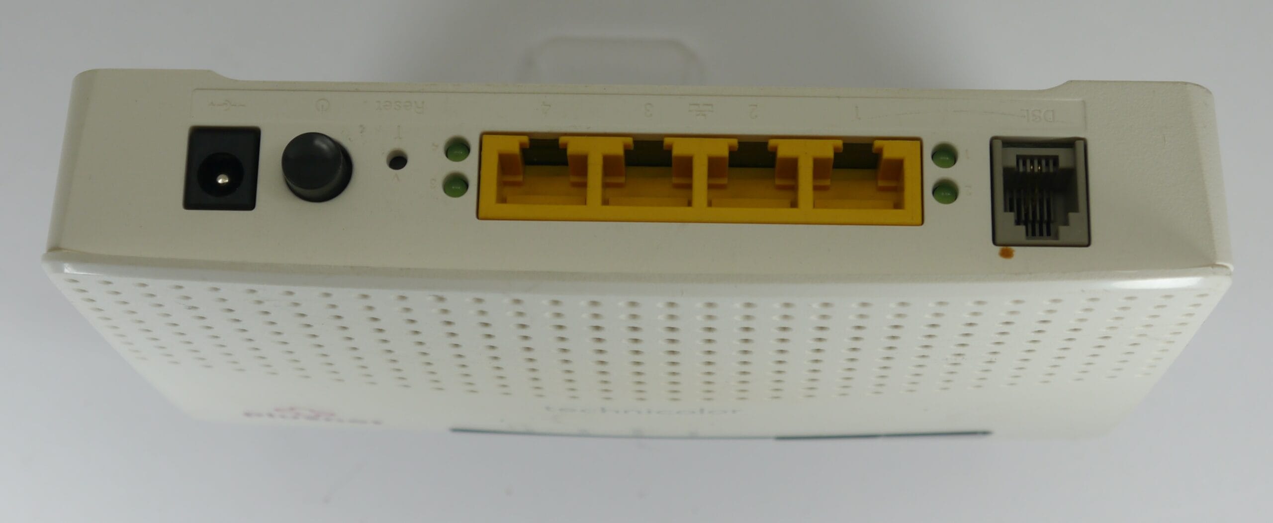 Plusnet Technicolor TG582n Wireless Router White Used (No PSU) - Image 6