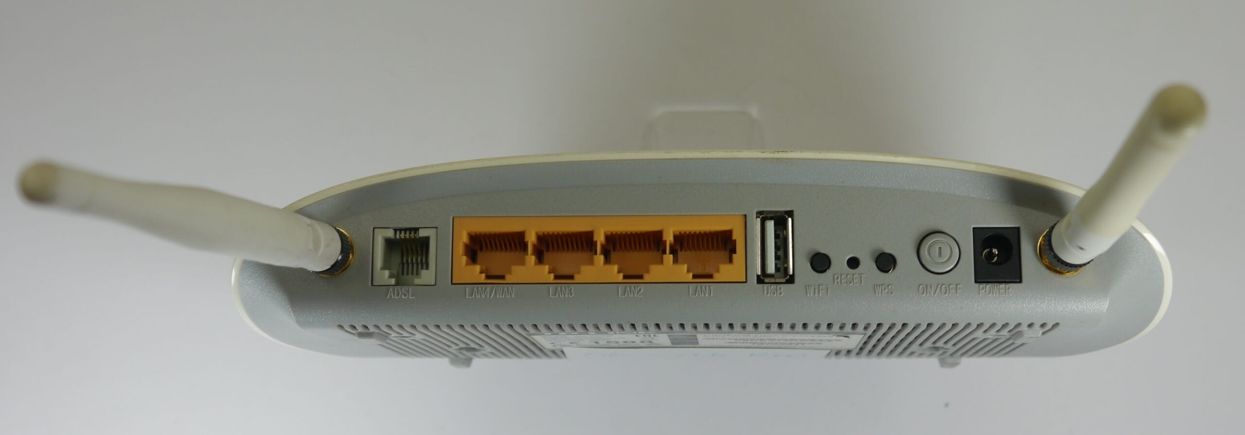 TP-Link TD-W8968 Wireless N300 Router White Used (No PSU) - Image 7