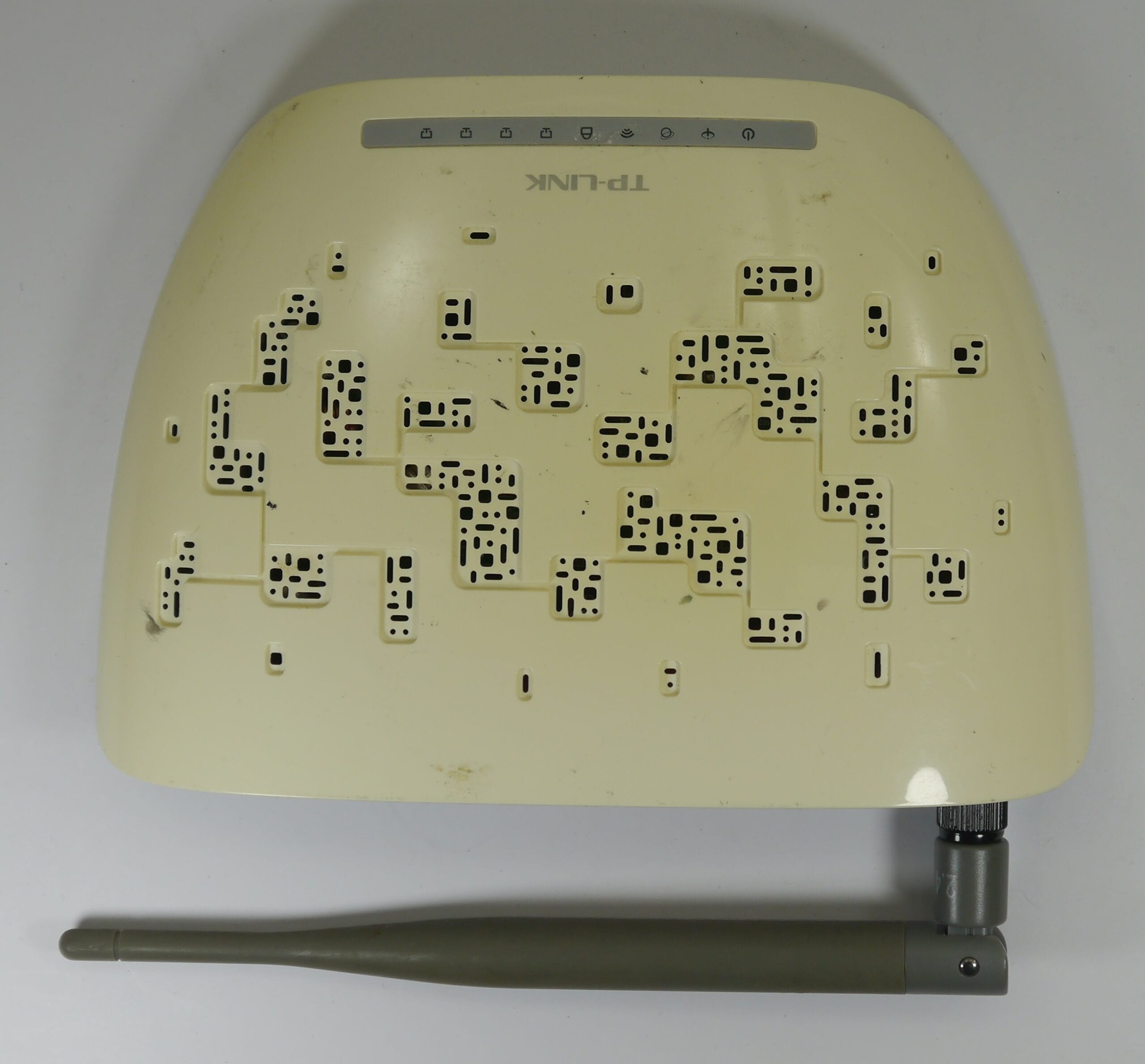 TP-Link TD-W8951ND Wireless N150 Router White Used (No PSU) - Image 4