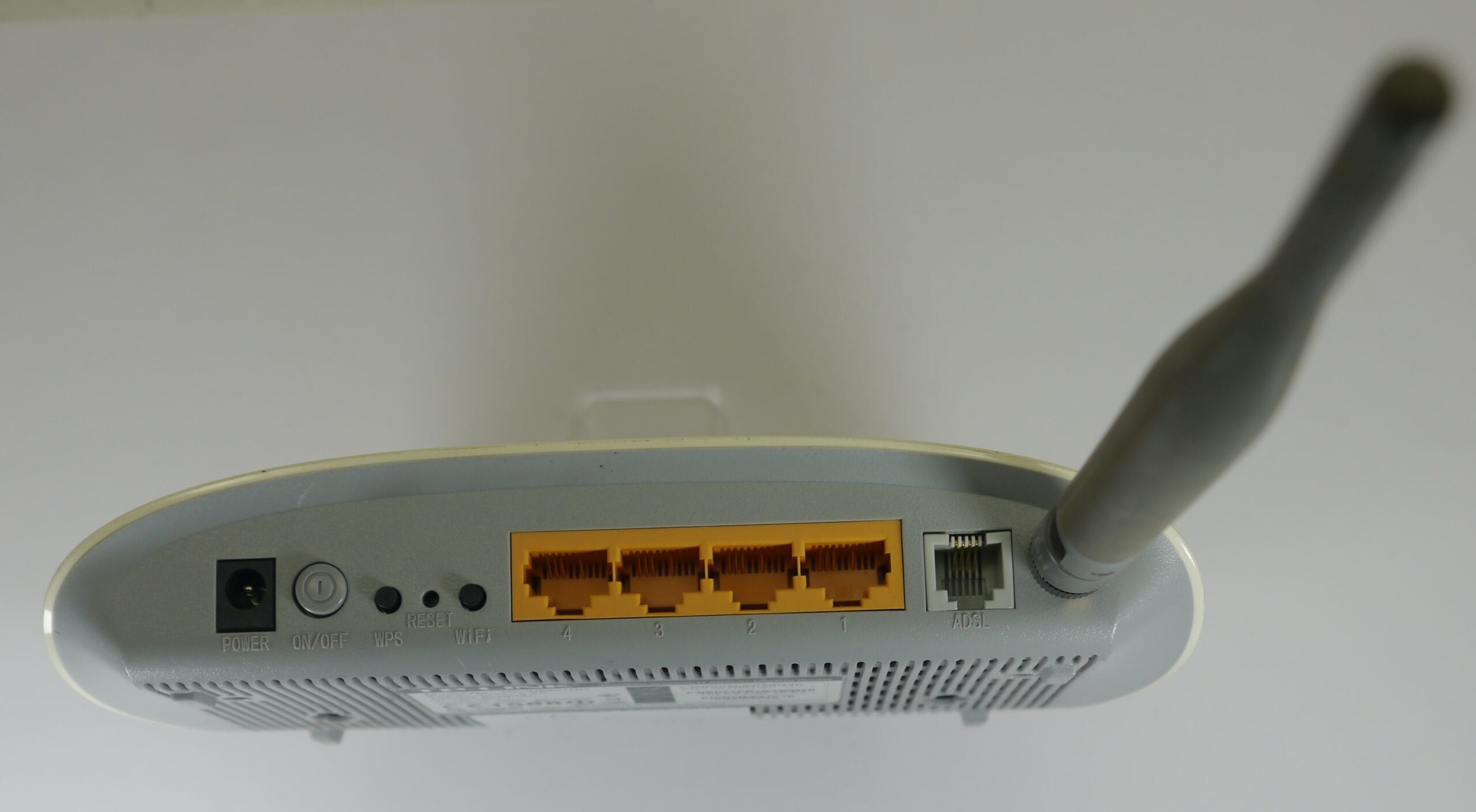 TP-Link TD-W8951ND Wireless N150 Router White Used (No PSU) - Image 7