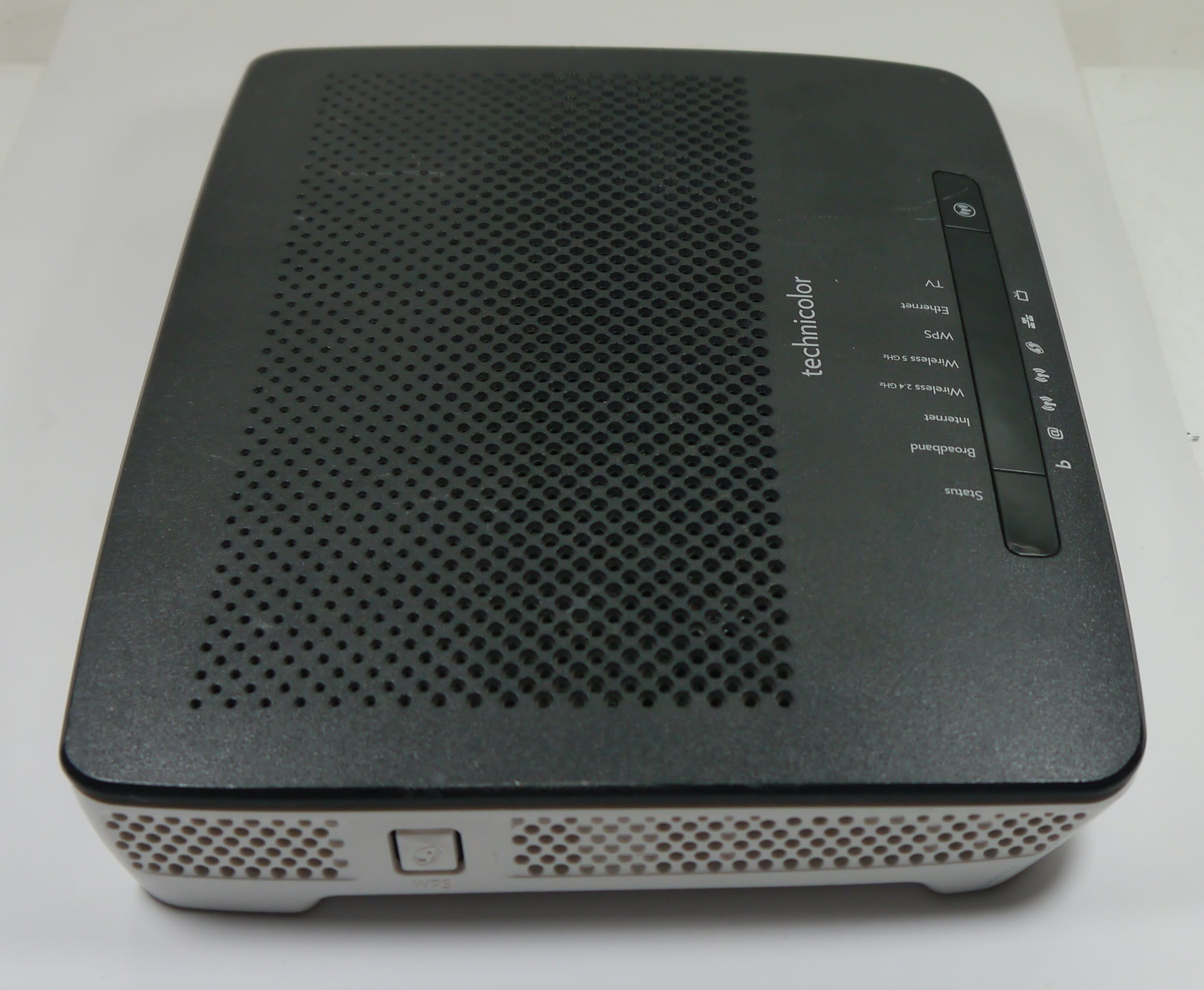 Technicolor TG589vac ADSL Wireless Router Used (NO PSU) - Image 2